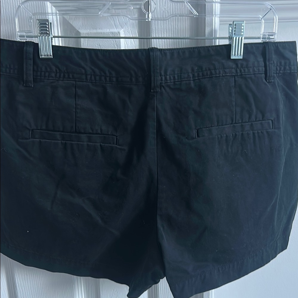 Gap Classic Black Women's City Shorts - Picture 2 of 2